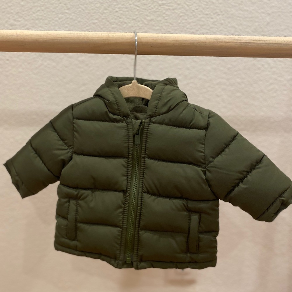 Old Navy green puffer-NWOT